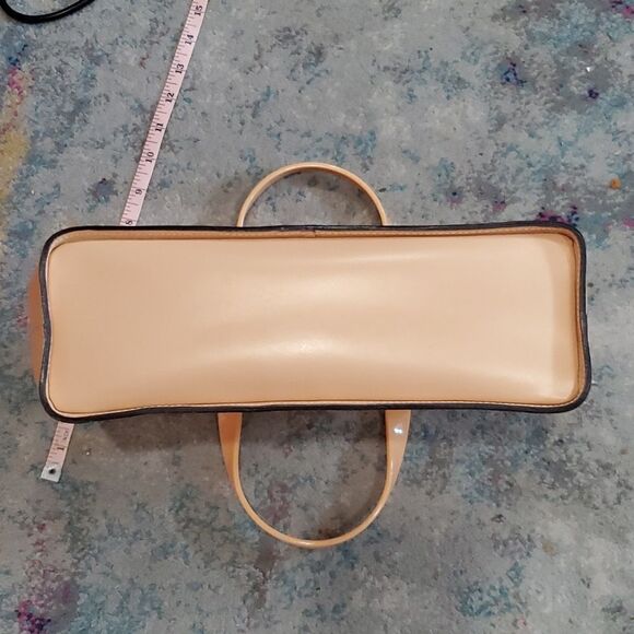 La Marthe Tan Tote Bag with Lucite Plastic Handles - Picture 9 of 14